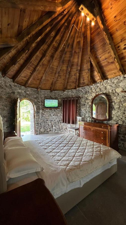 Windmill Shkodra Gesthouse Camping & Grill Exterior foto